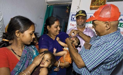 Polio vaccines being administered in India